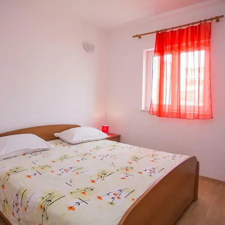 Apartment Gloria *